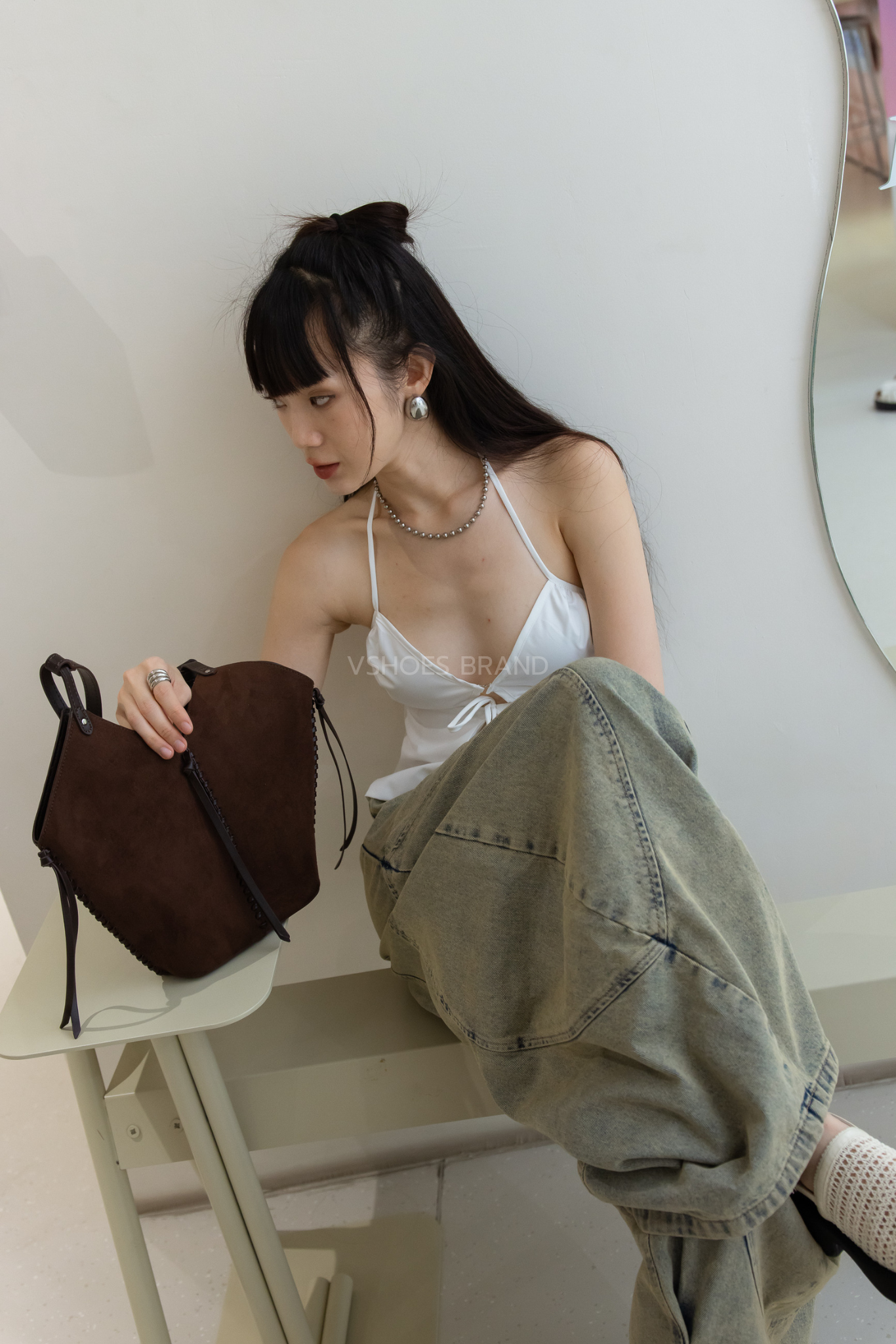 VS037