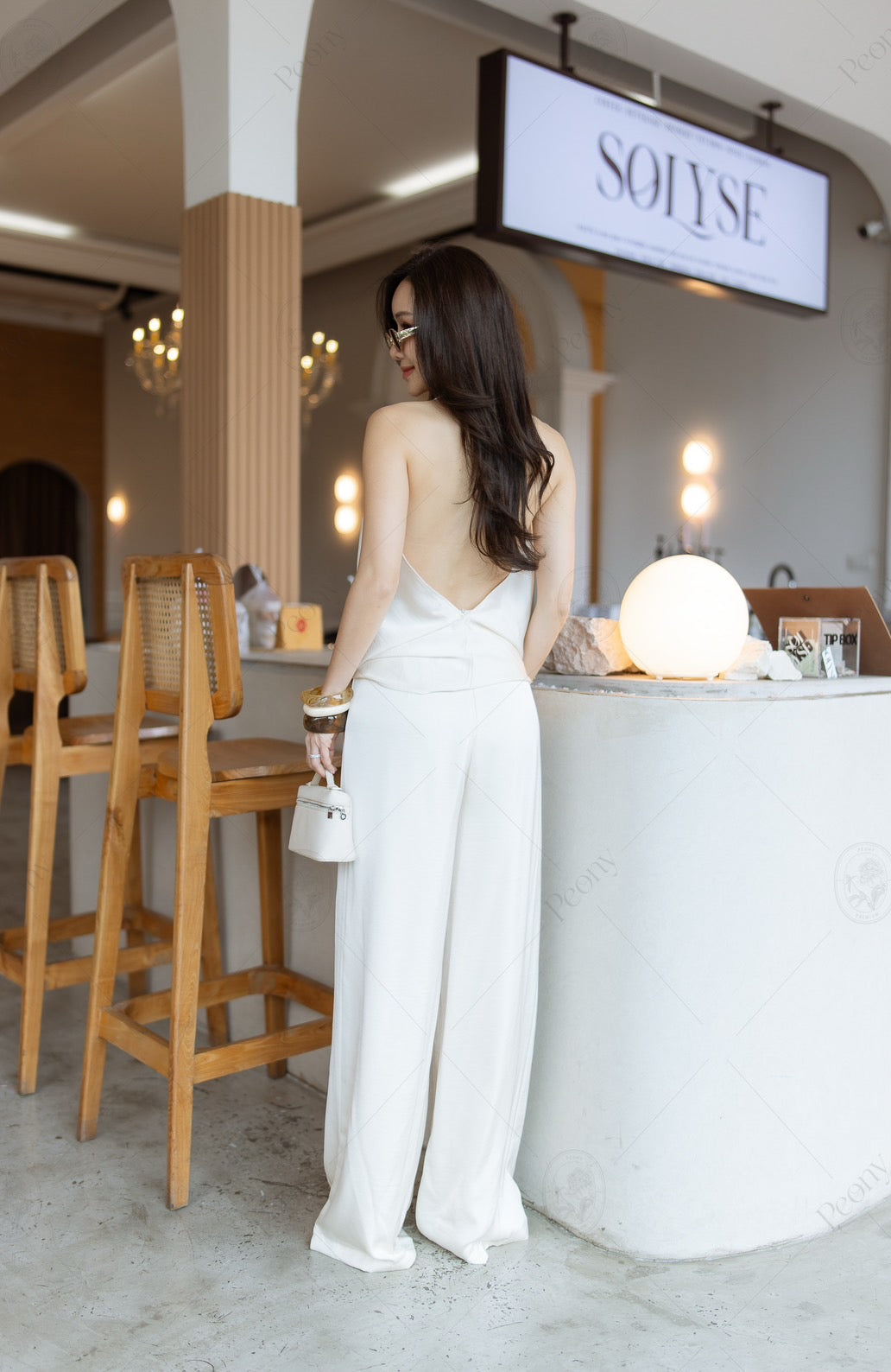 Monica set